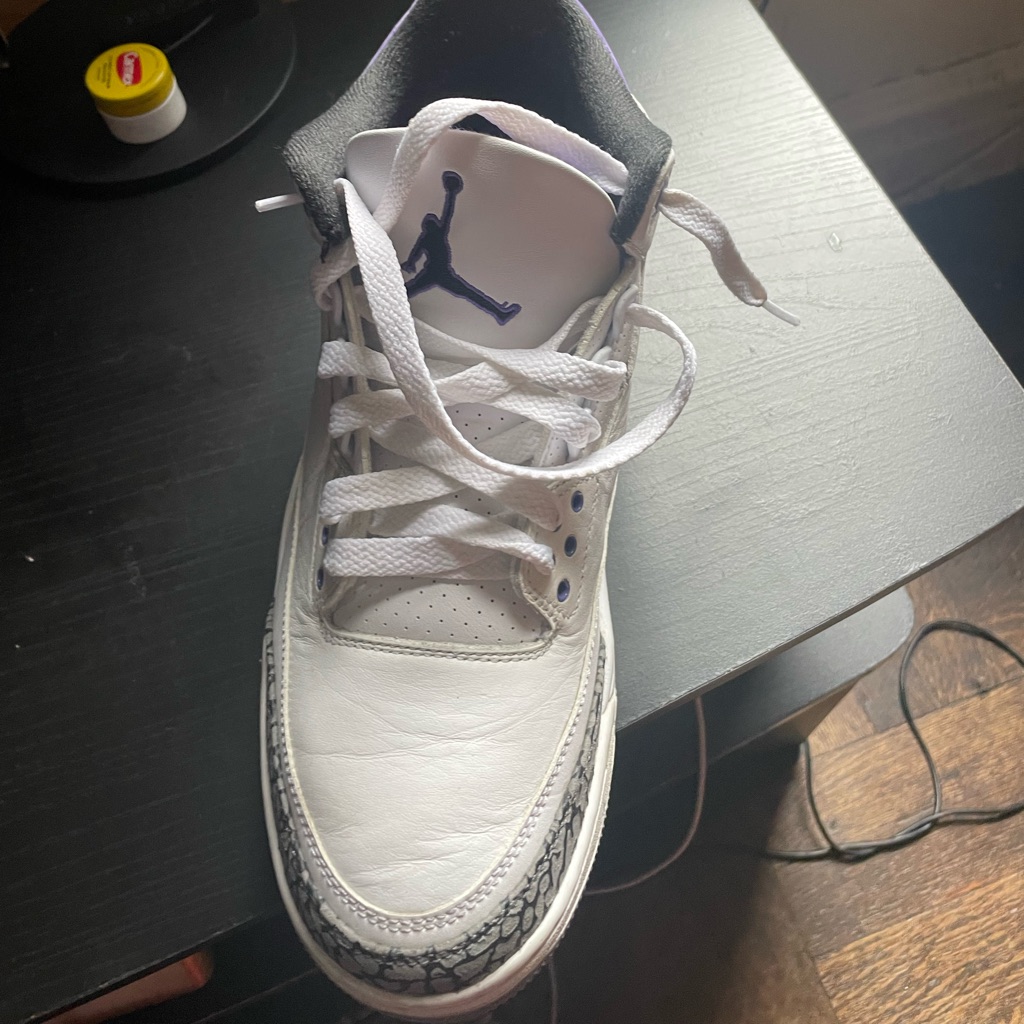Good And Clean Pair Of Dark Irish 3s Just Don’t Want Them Got Alot Of Sneakers